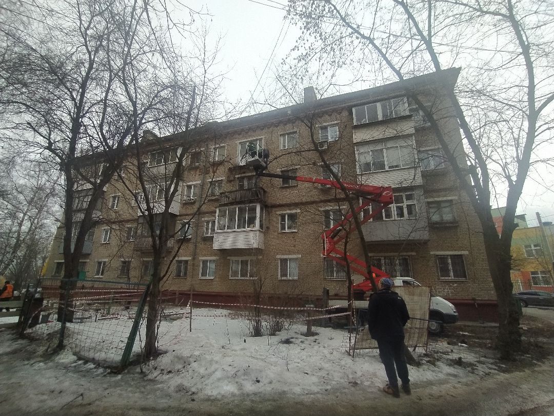 ЖКХ, обвал балкона, Щёлково, демонтаж