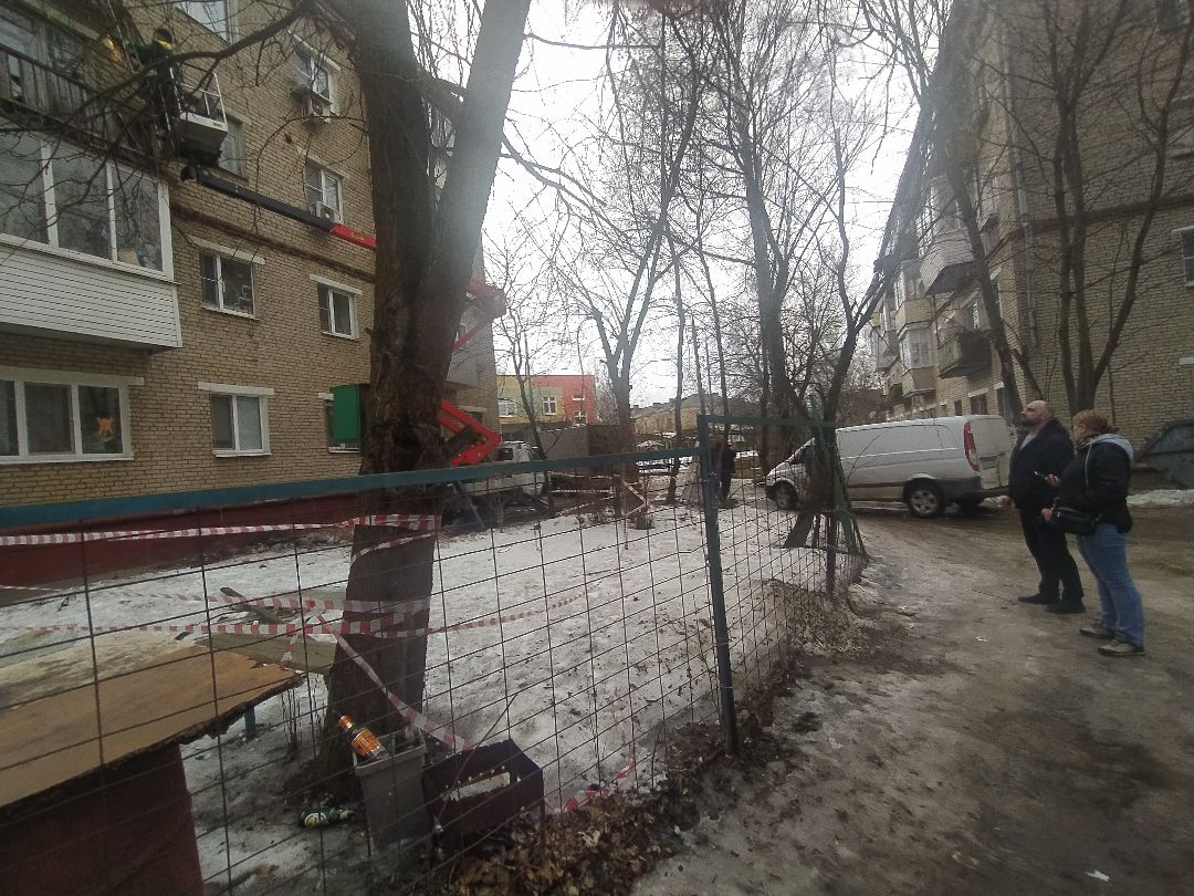 ЖКХ, обвал балкона, Щёлково, демонтаж