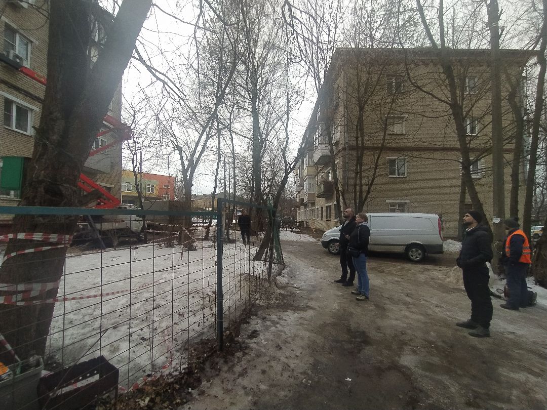 ЖКХ, обвал балкона, Щёлково, демонтаж