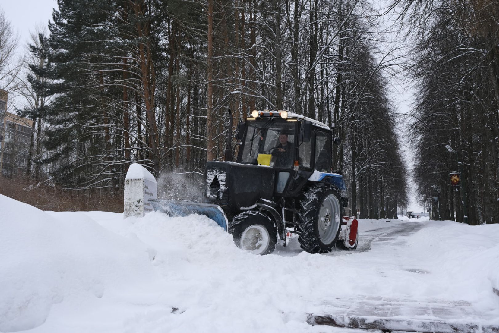 пущино, благоустройство, уборка снега, снегопад, снег, жкх,