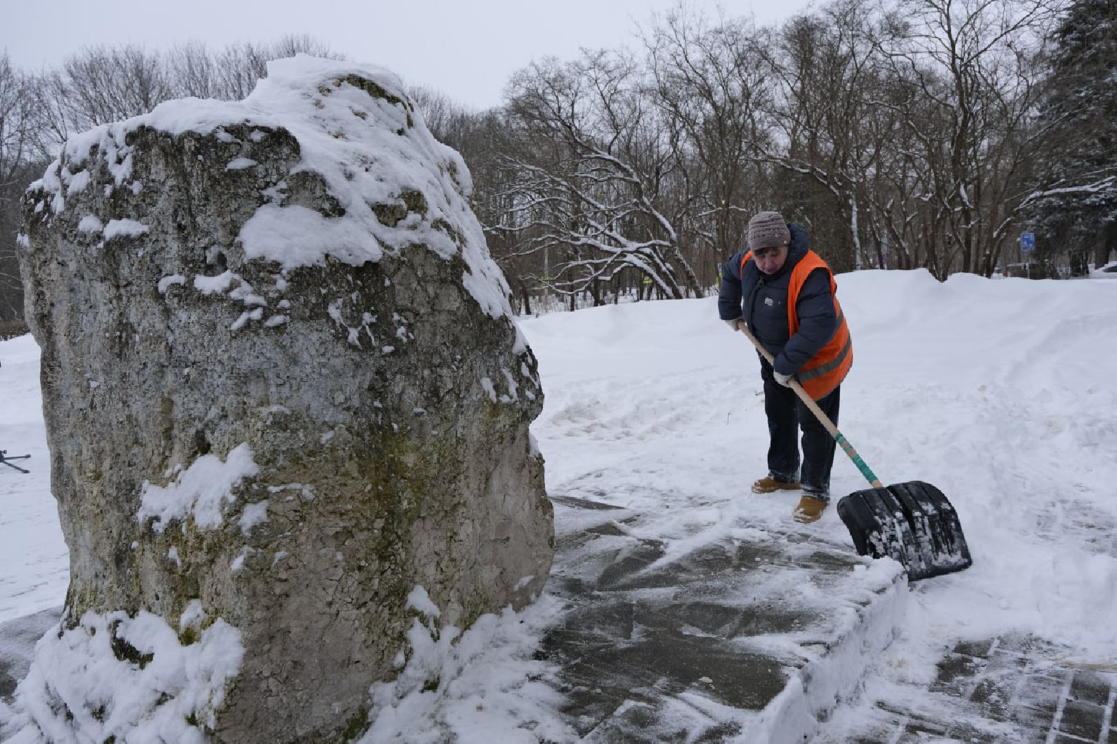 пущино, благоустройство, уборка снега, снегопад, снег, жкх,