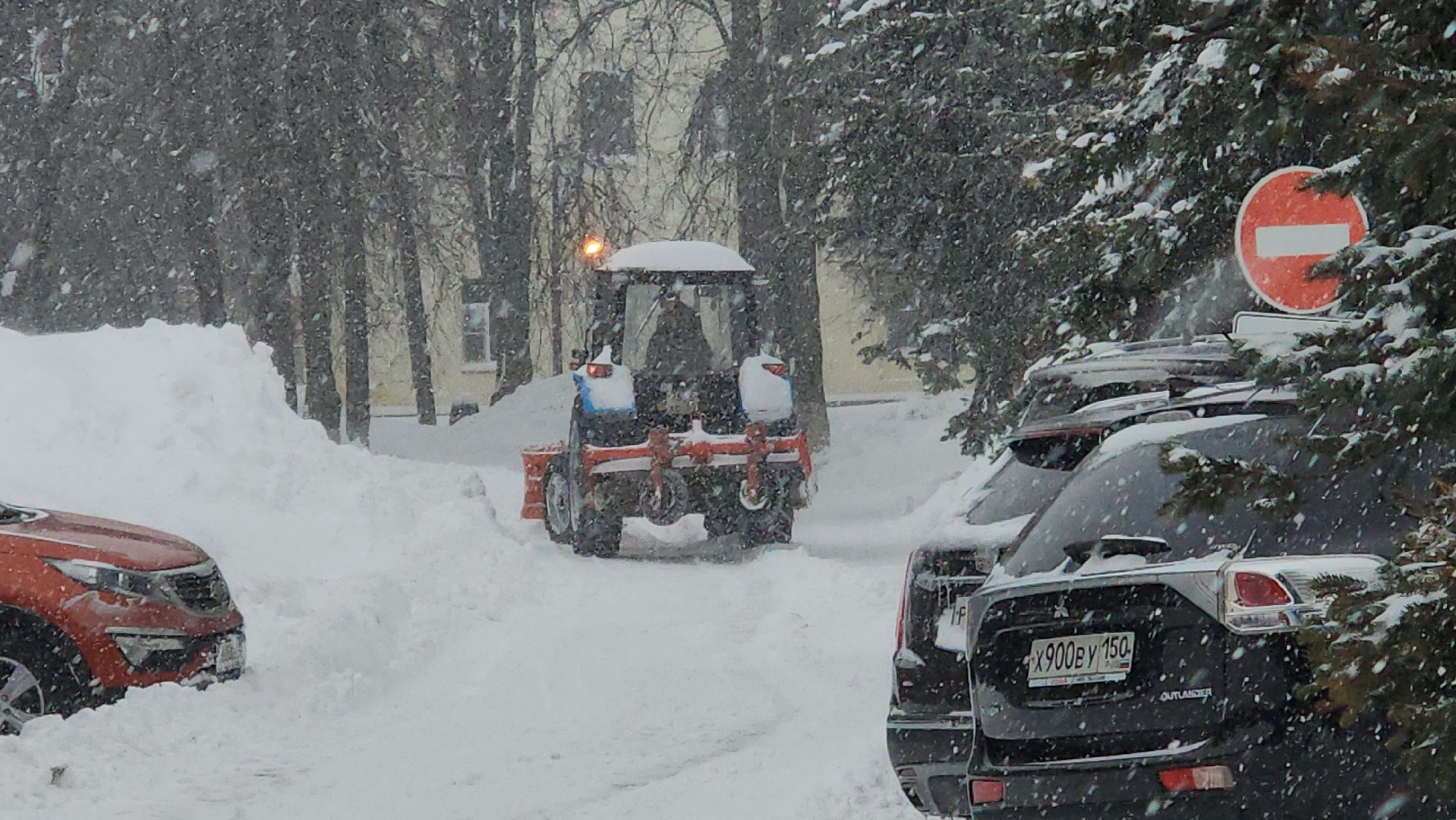 снегопад, уборка, трактора, никитин, спецтехника, осадки,