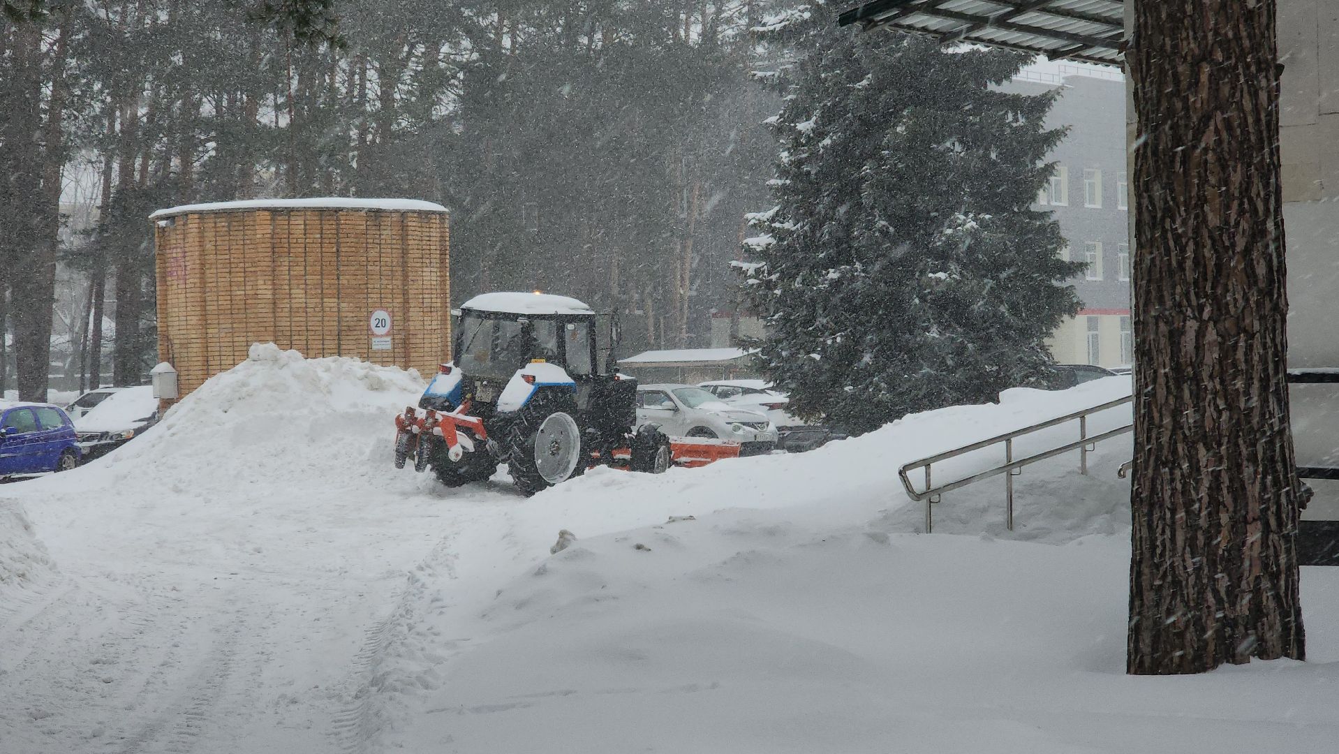 снегопад, уборка, трактора, никитин, спецтехника, осадки,