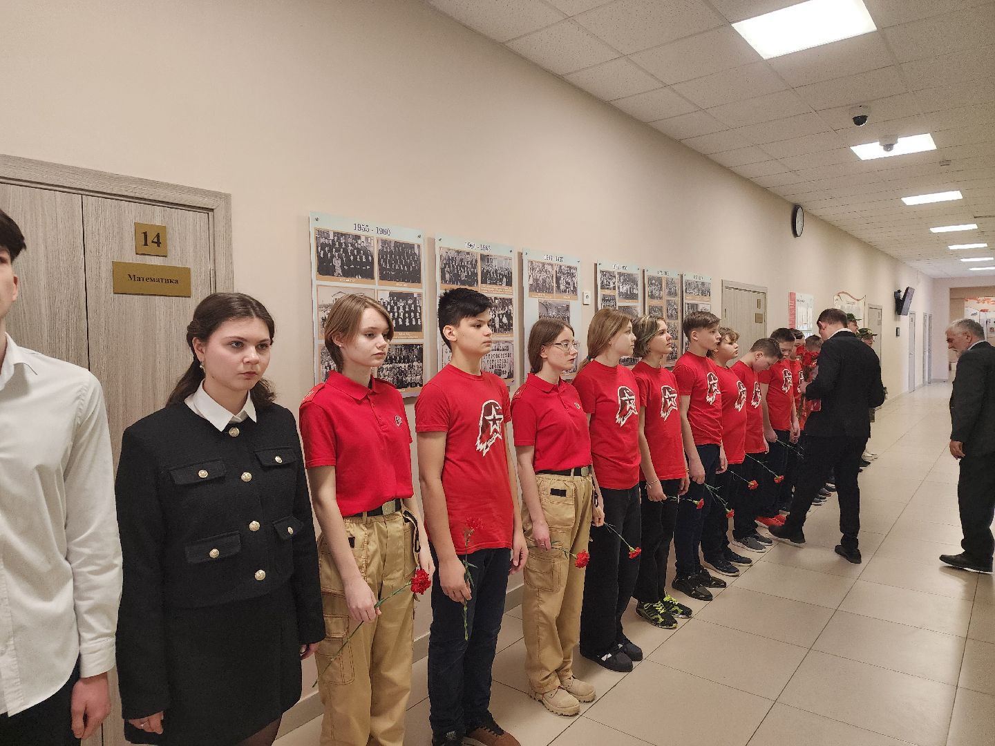 сво, стенд героя,