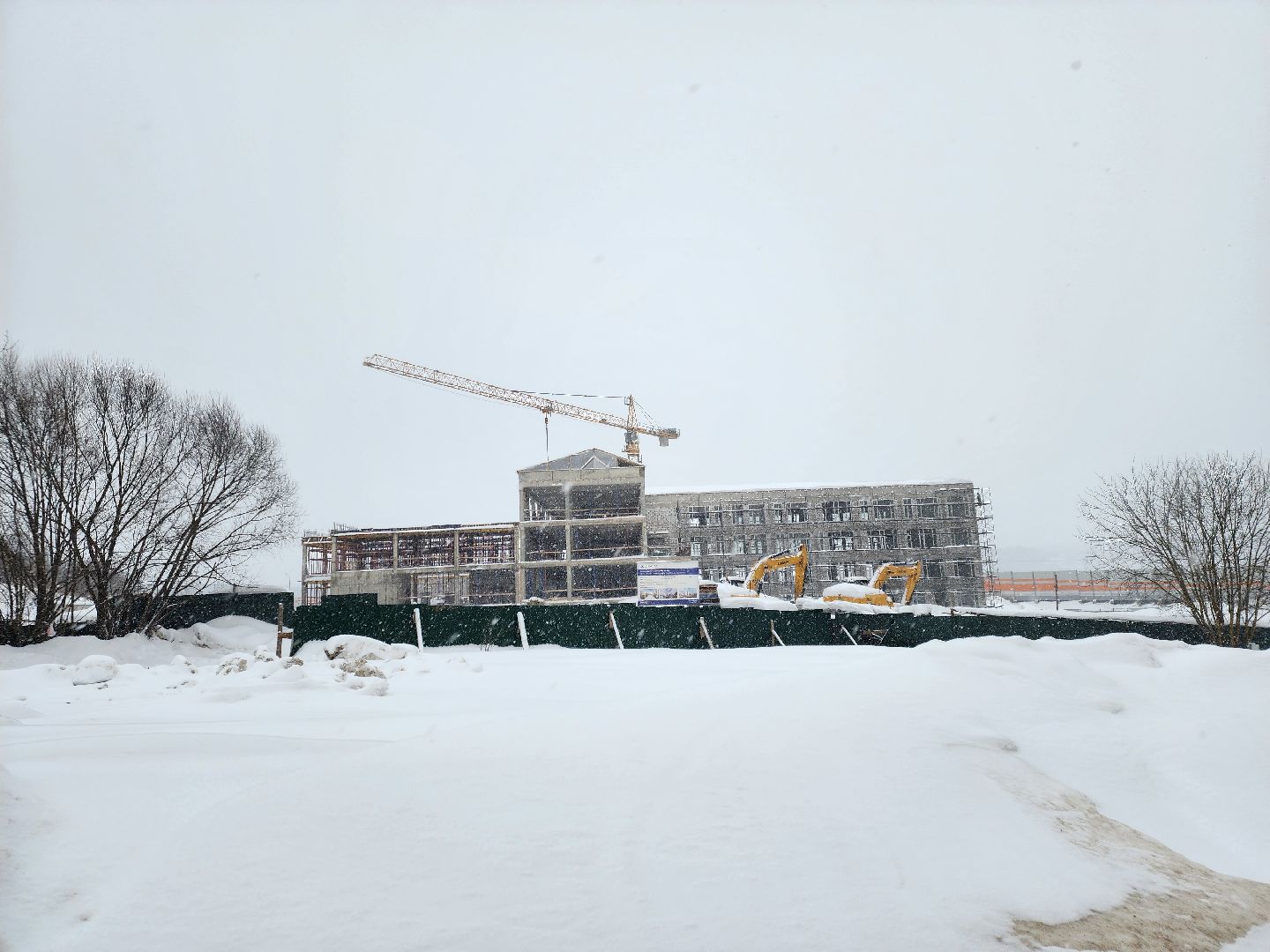 Звенигород, Образование, строительство школы,