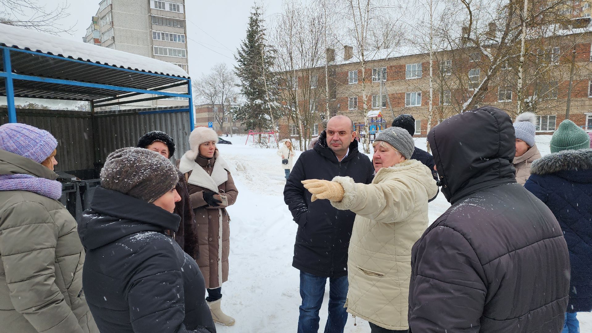 контейнерная площадка, Лосино-Петровский, вывоз мусора,