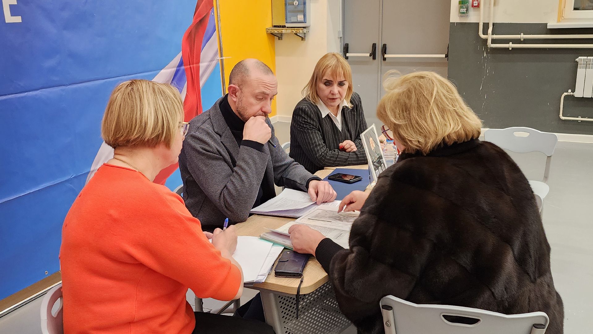 Солнечногорск, Выездная администрация, Андреевка, Общество,