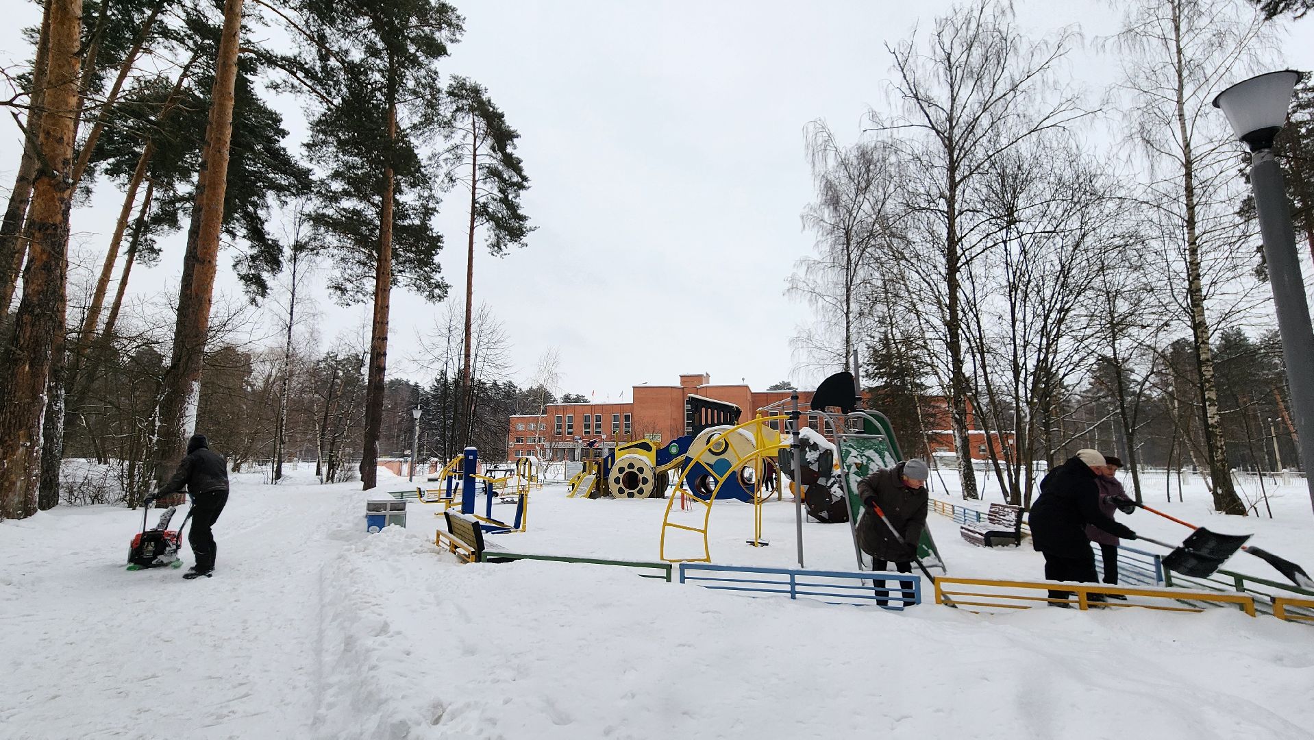 протвино, детская площадка, снег, снег и наледь, уборка,