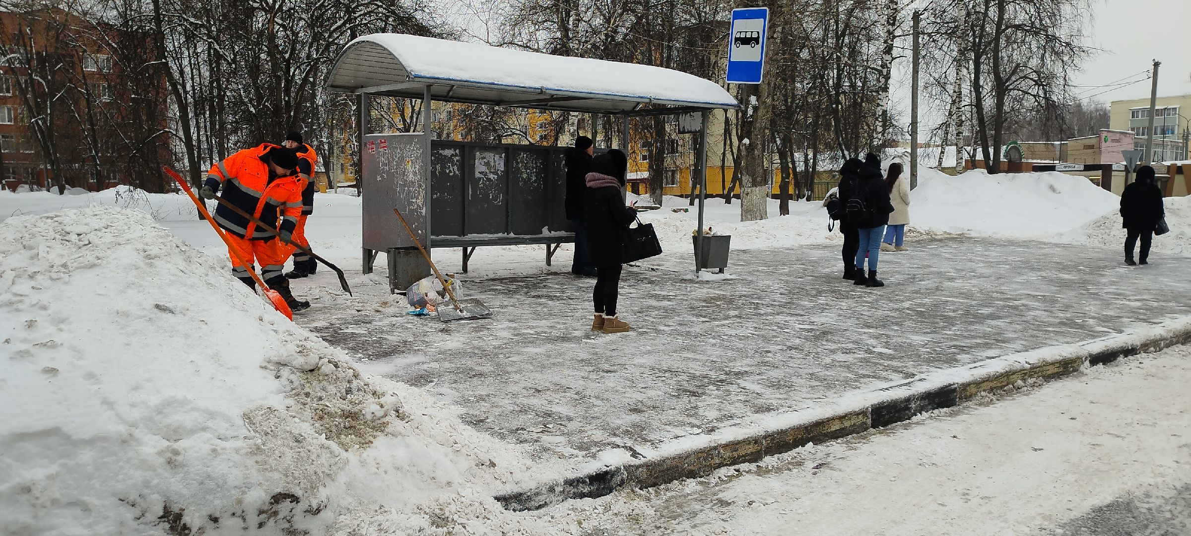 Бронницы, Остановки, Уборка снега,