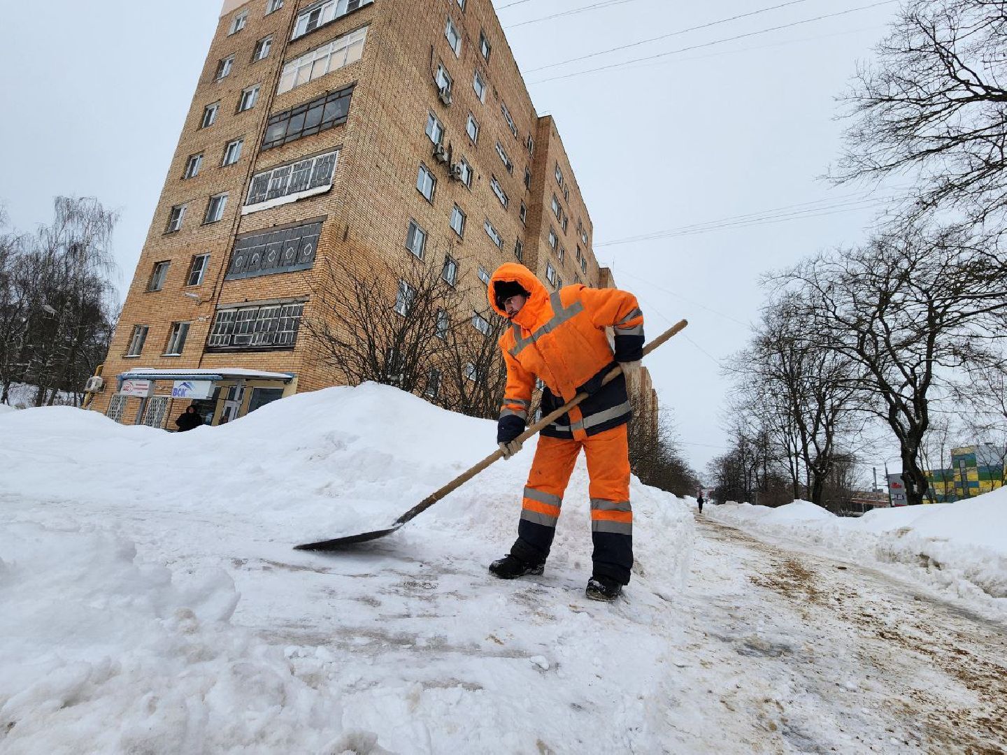 можайск, можайский городской округ, подмосковье, уборка снега, снегопад, техника, ЖКХ, дороги, тротуары,
