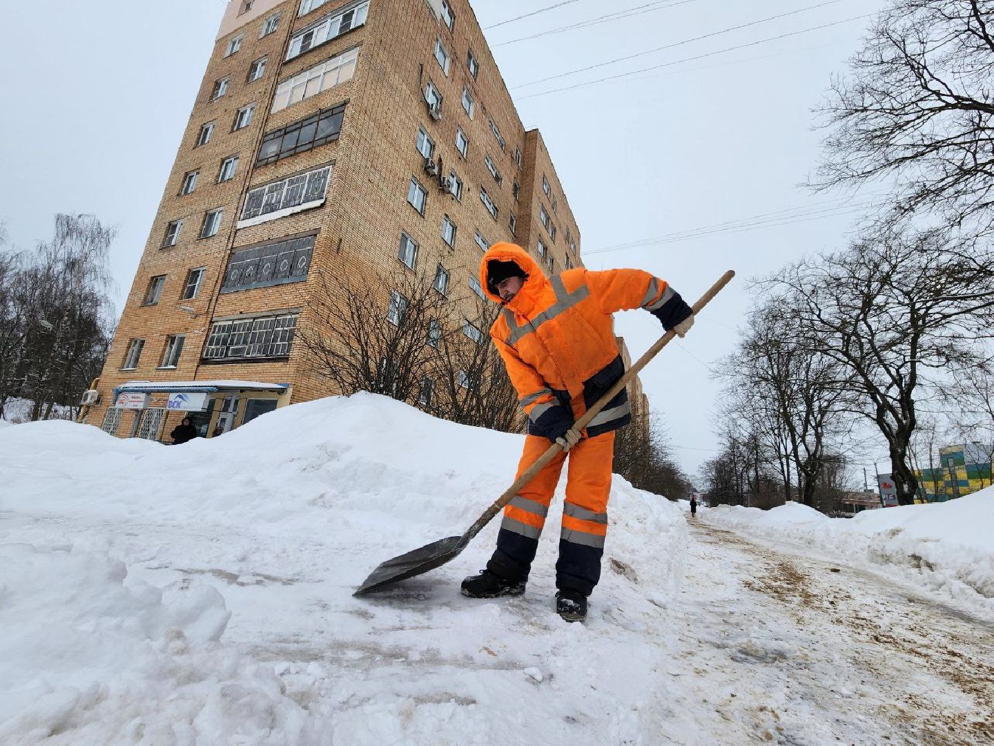 можайск, можайский городской округ, подмосковье, уборка снега, снегопад, техника, ЖКХ, дороги, тротуары,