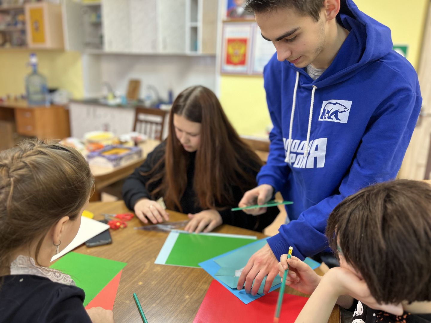 шаховская, волонтеры, молодая гвардия, семейный центр, дети,