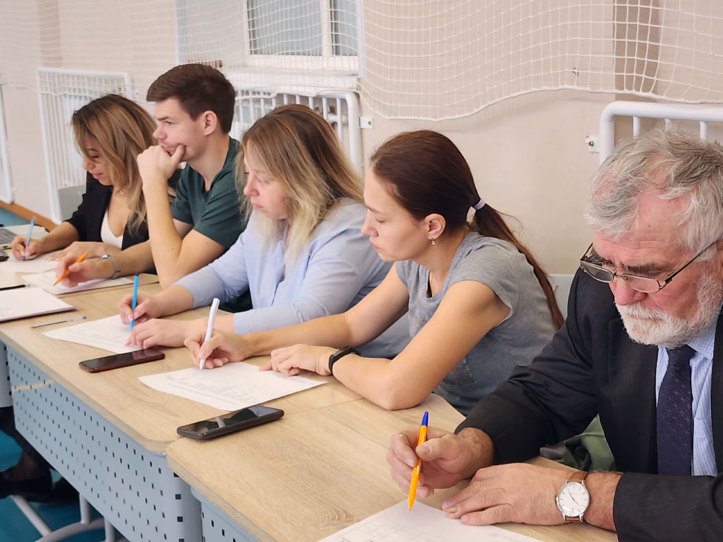 день защитника отечества, смотр строя и песни, школа,