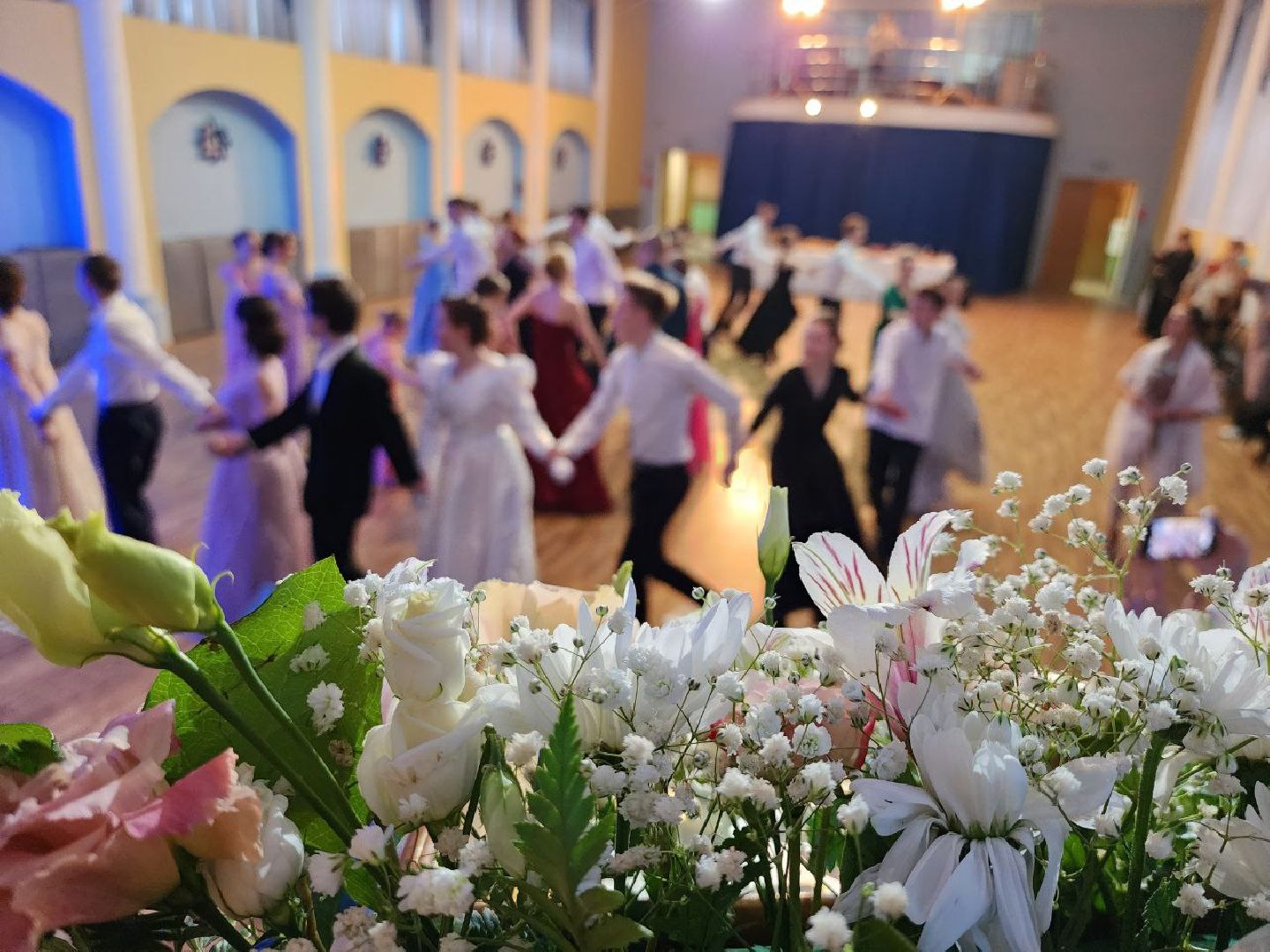 можайск, можайский городской округ, подмосковье, сретенский бал, традиции, культура, вальс, всемирный день молодежи, православная молодежь, танцы,