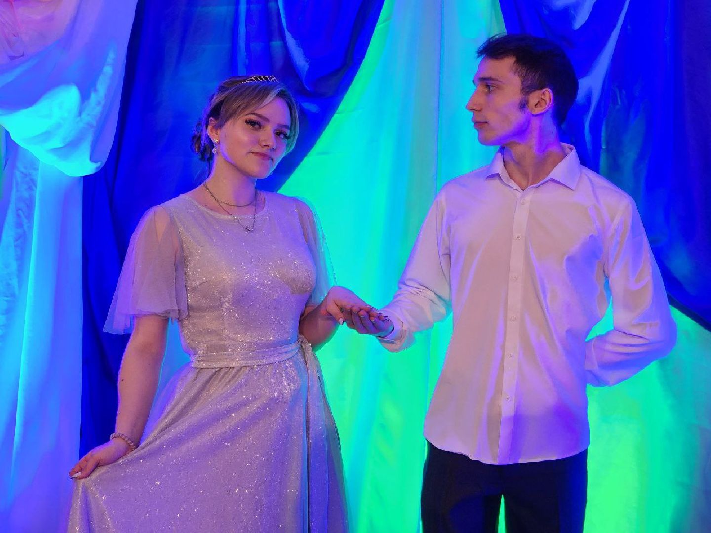 можайск, можайский городской округ, подмосковье, сретенский бал, традиции, культура, вальс, всемирный день молодежи, православная молодежь, танцы,