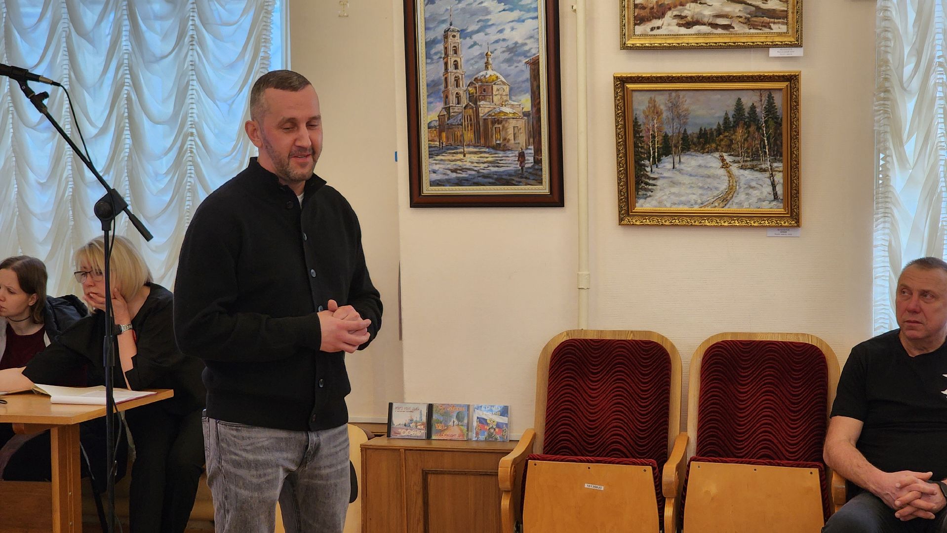 кашира, краеведческий музей, фотовыставка, Митя Сергеев, несломленный донбасс, СВО, фотограф,