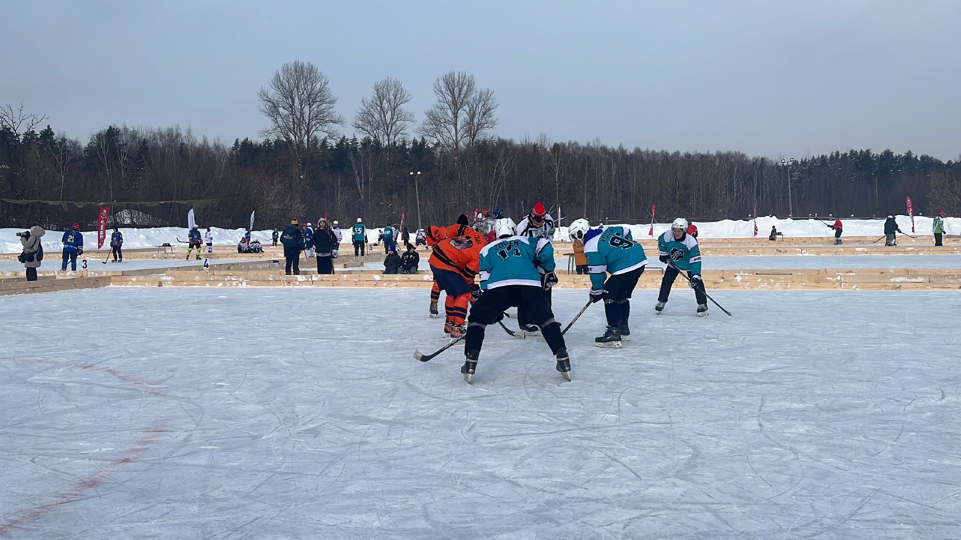 хоккей, понд-хоккей, матч, хоккей на улице, 4х4, спорт в подмосковье,