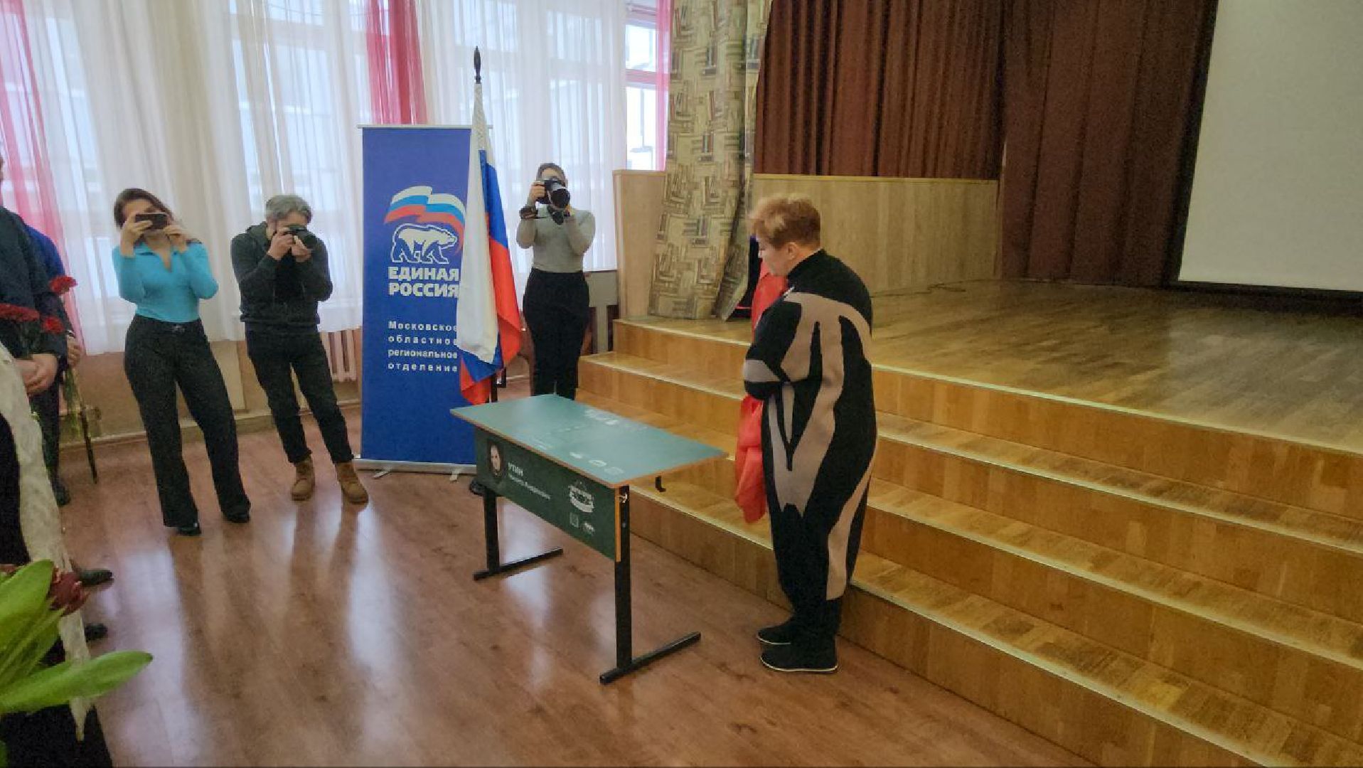 парта героя, школа 12, Никита Утин, Борис Аубакиров, Роман Терюшков,Игорь Коханый,