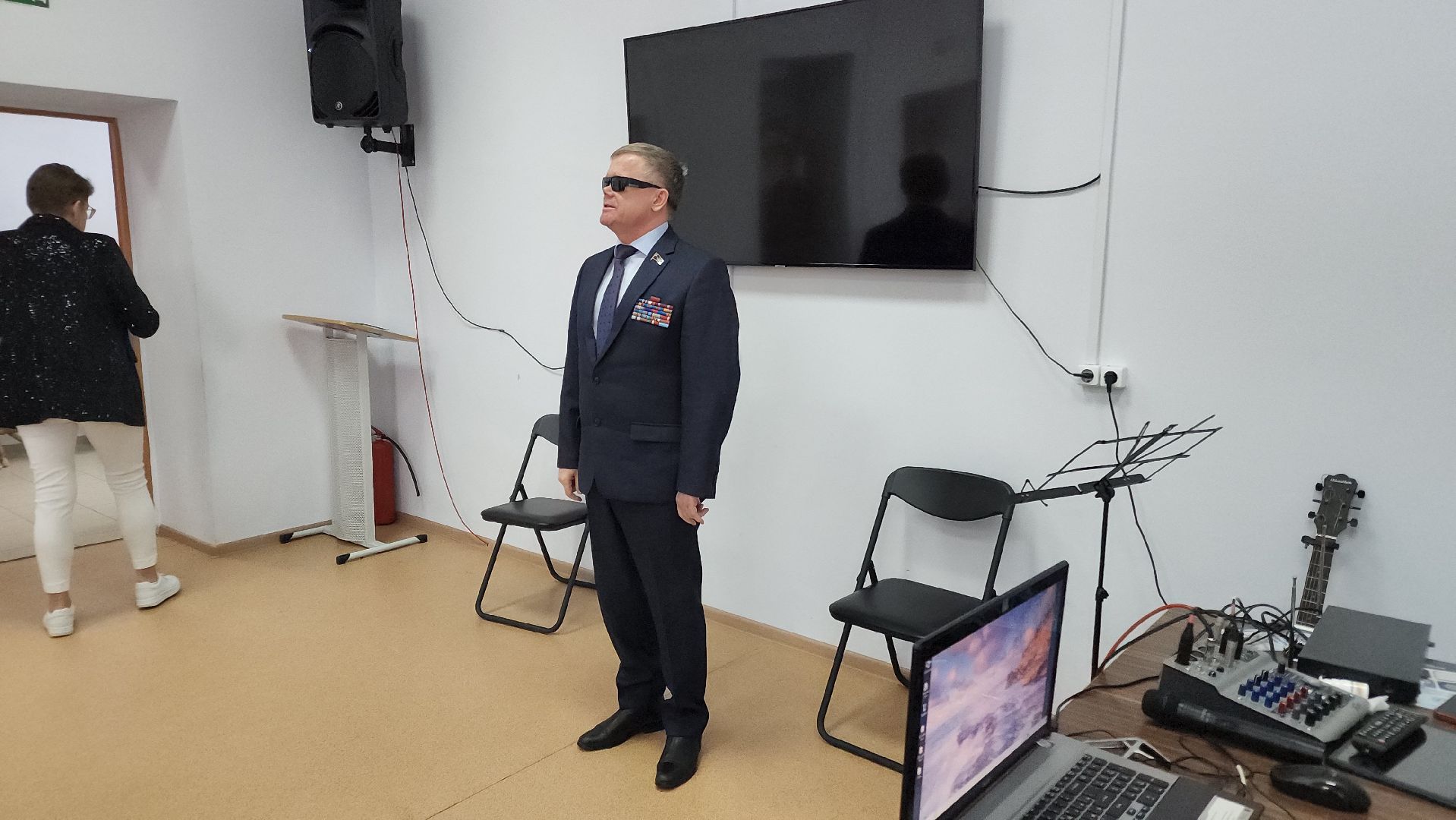 волоколамск, художественная выставка, библиоканикулы, библиотека, Выставка, художник, художники подмосковья,