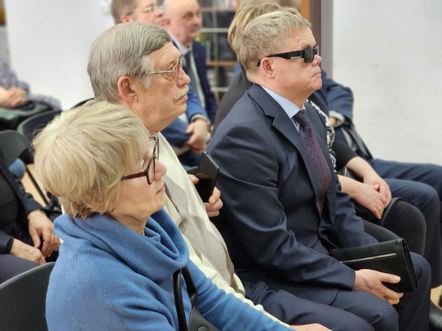 волоколамск, художественная выставка, библиоканикулы, библиотека, Выставка, художник, художники подмосковья,