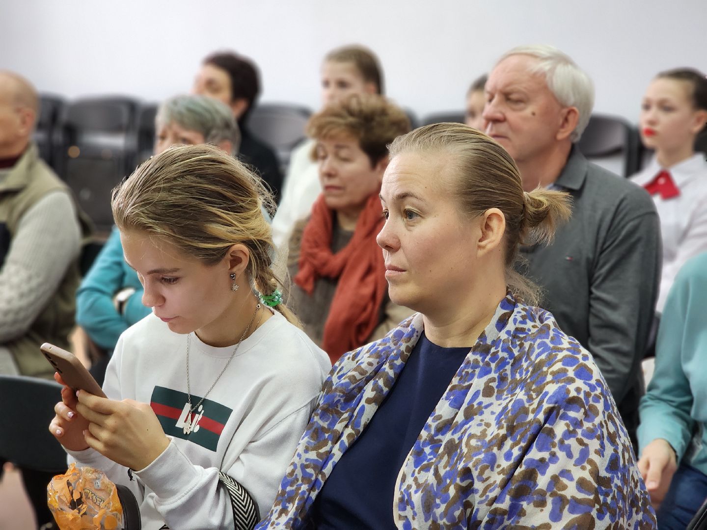 волоколамск, художественная выставка, библиоканикулы, библиотека, Выставка, художник, художники подмосковья,