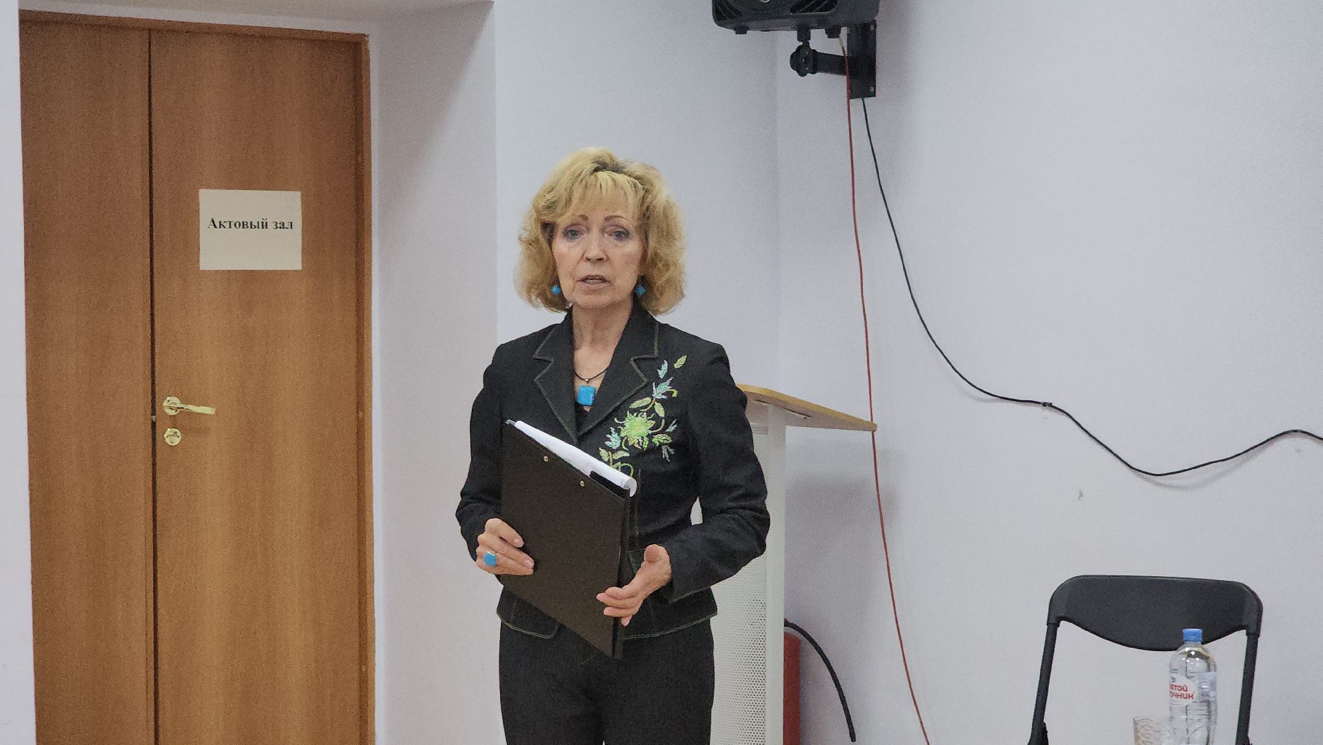 волоколамск, библиотека, Читатели, поэзия, поэт, поэтесса, поэтический вечер, творчество,