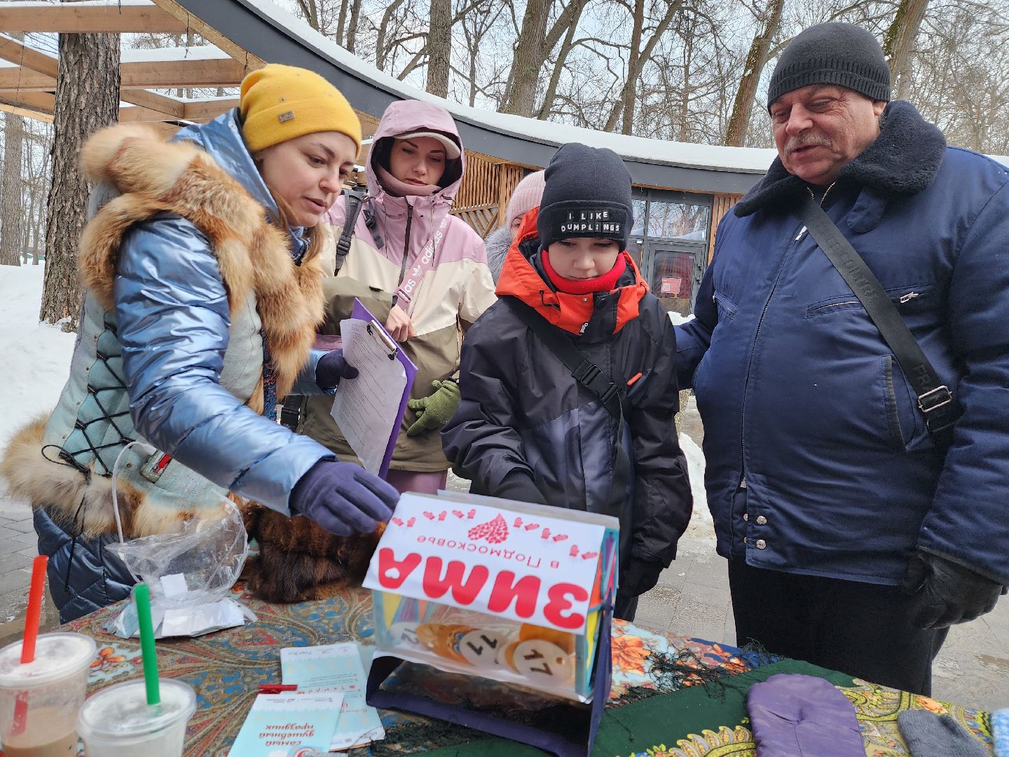 Серпухов, Подмосковье, Фестиваль Тепло, парки подмосковья ., парк имени олега степанова, семья, дети, мастер-класс, ярмарка, концерт, активное долголетие, танцоры, певцы,