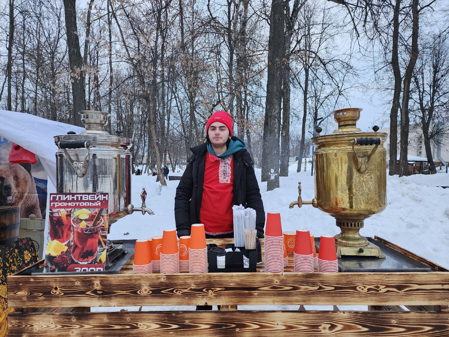 Серпухов, Подмосковье, Фестиваль Тепло, парки подмосковья ., парк имени олега степанова, семья, дети, мастер-класс, ярмарка, концерт, активное долголетие, танцоры, певцы,