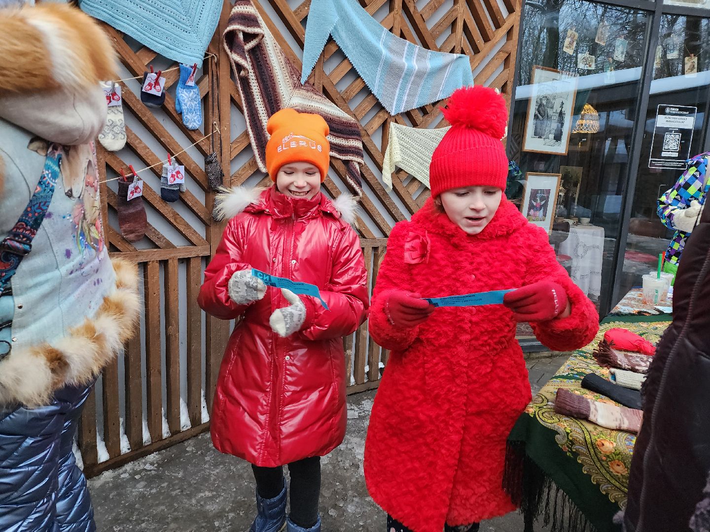 Серпухов, Подмосковье, Фестиваль Тепло, парки подмосковья ., парк имени олега степанова, семья, дети, мастер-класс, ярмарка, концерт, активное долголетие, танцоры, певцы,