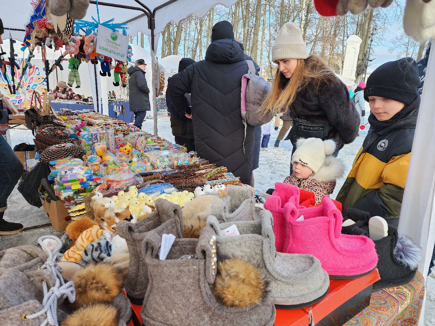Серпухов, Подмосковье, Фестиваль Тепло, парки подмосковья ., парк имени олега степанова, семья, дети, мастер-класс, ярмарка, концерт, активное долголетие, танцоры, певцы,