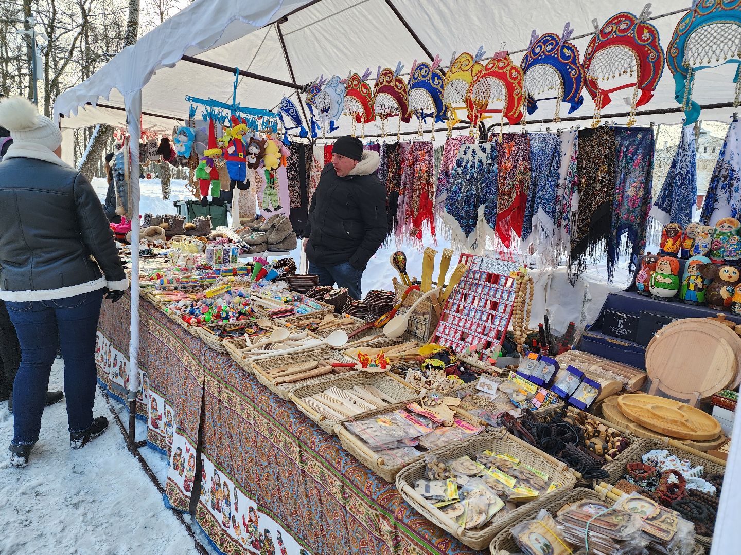 Серпухов, Подмосковье, Фестиваль Тепло, парки подмосковья ., парк имени олега степанова, семья, дети, мастер-класс, ярмарка, концерт, активное долголетие, танцоры, певцы,
