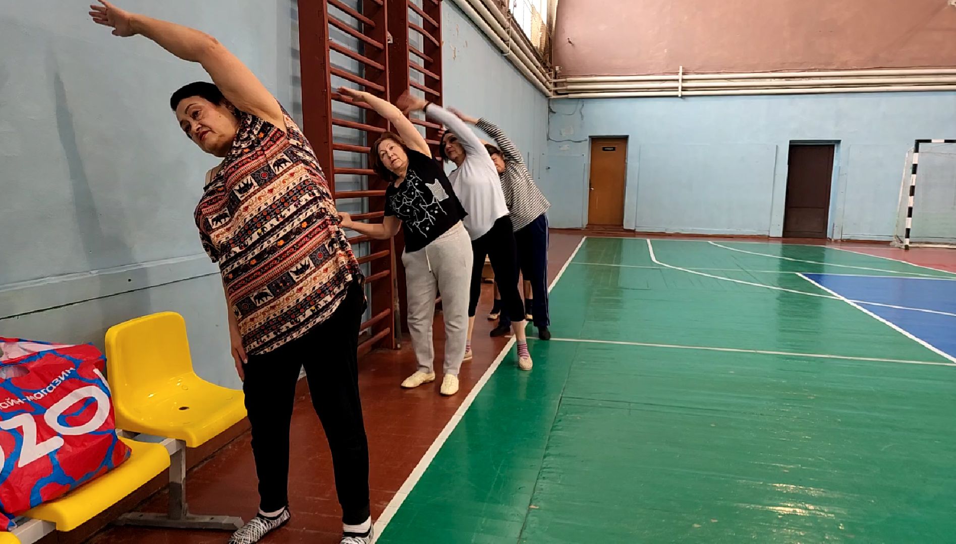 активное долголети, долголеты, электросталь, мой город, старшее поколение, лечебная физкультура, гимнастика, спортзал, здоровый образ жизни,