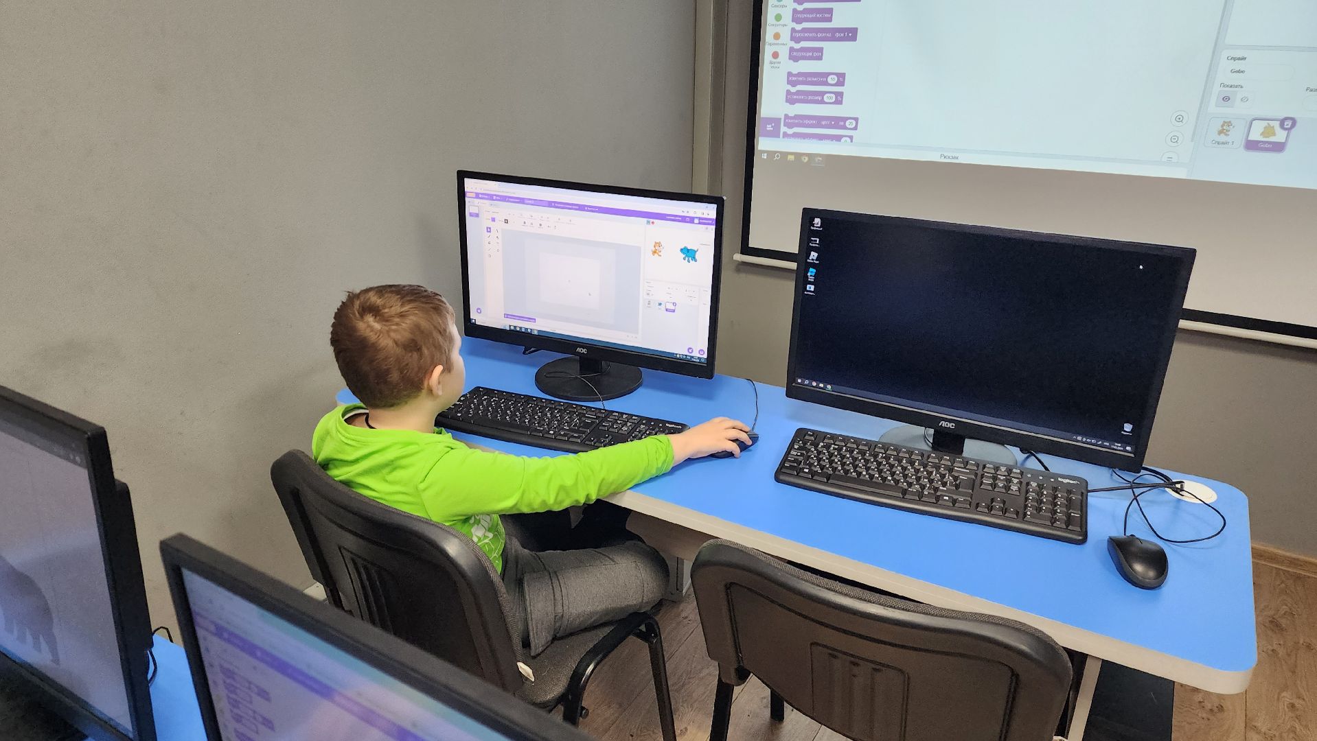 академия тор, бесплатные занятия, семинар, школьники, IT, информационные технологии, Егор Денисов,