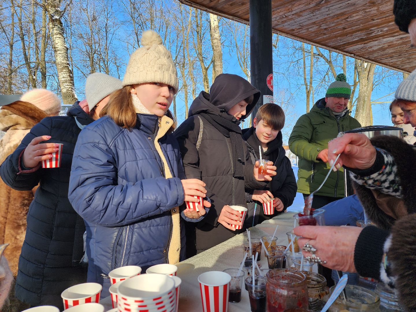 серпухов, подмосковье, активное долголетие, парк имени олега степанова, фестиваль тепло,
