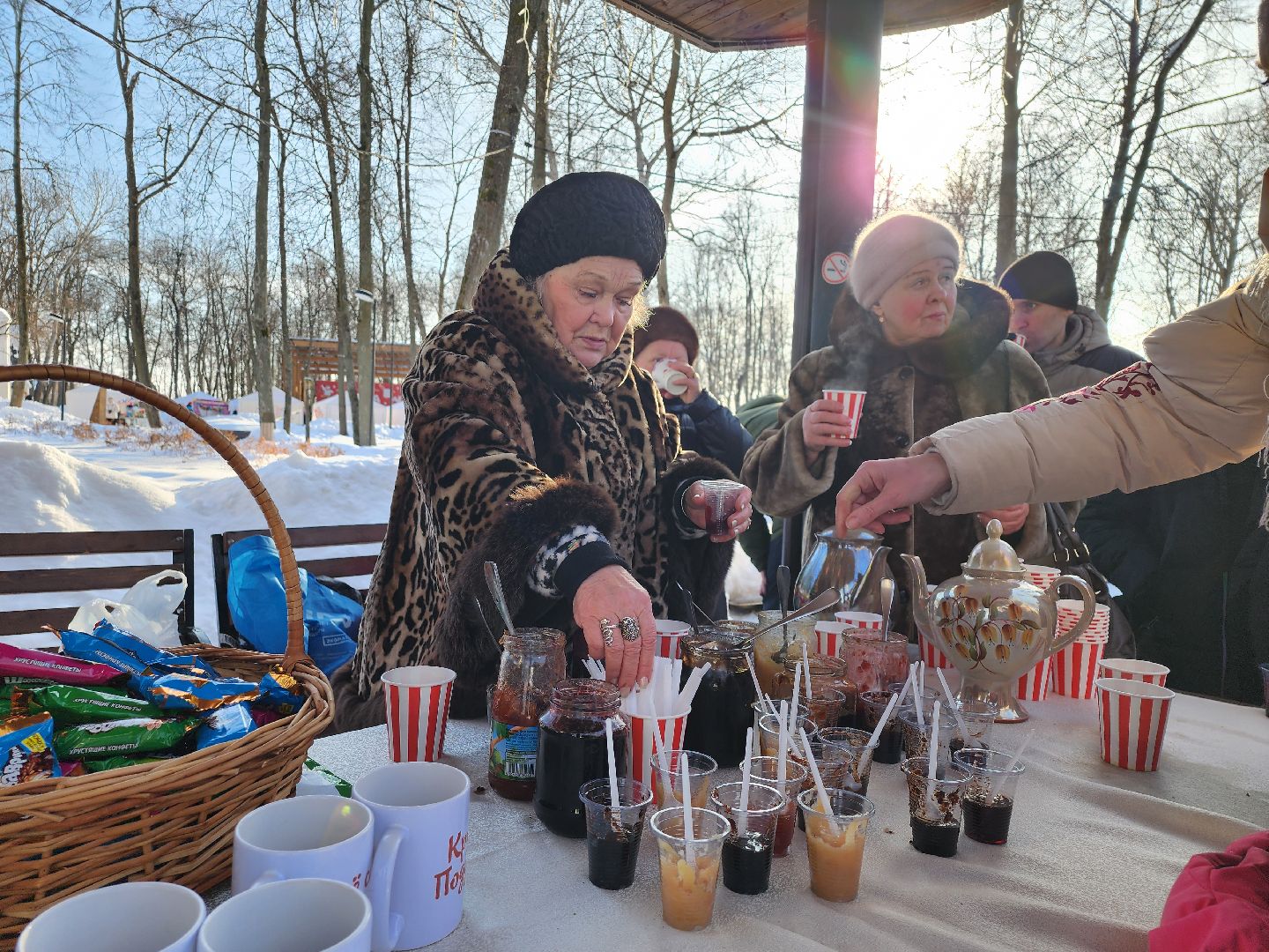 серпухов, подмосковье, активное долголетие, парк имени олега степанова, фестиваль тепло,