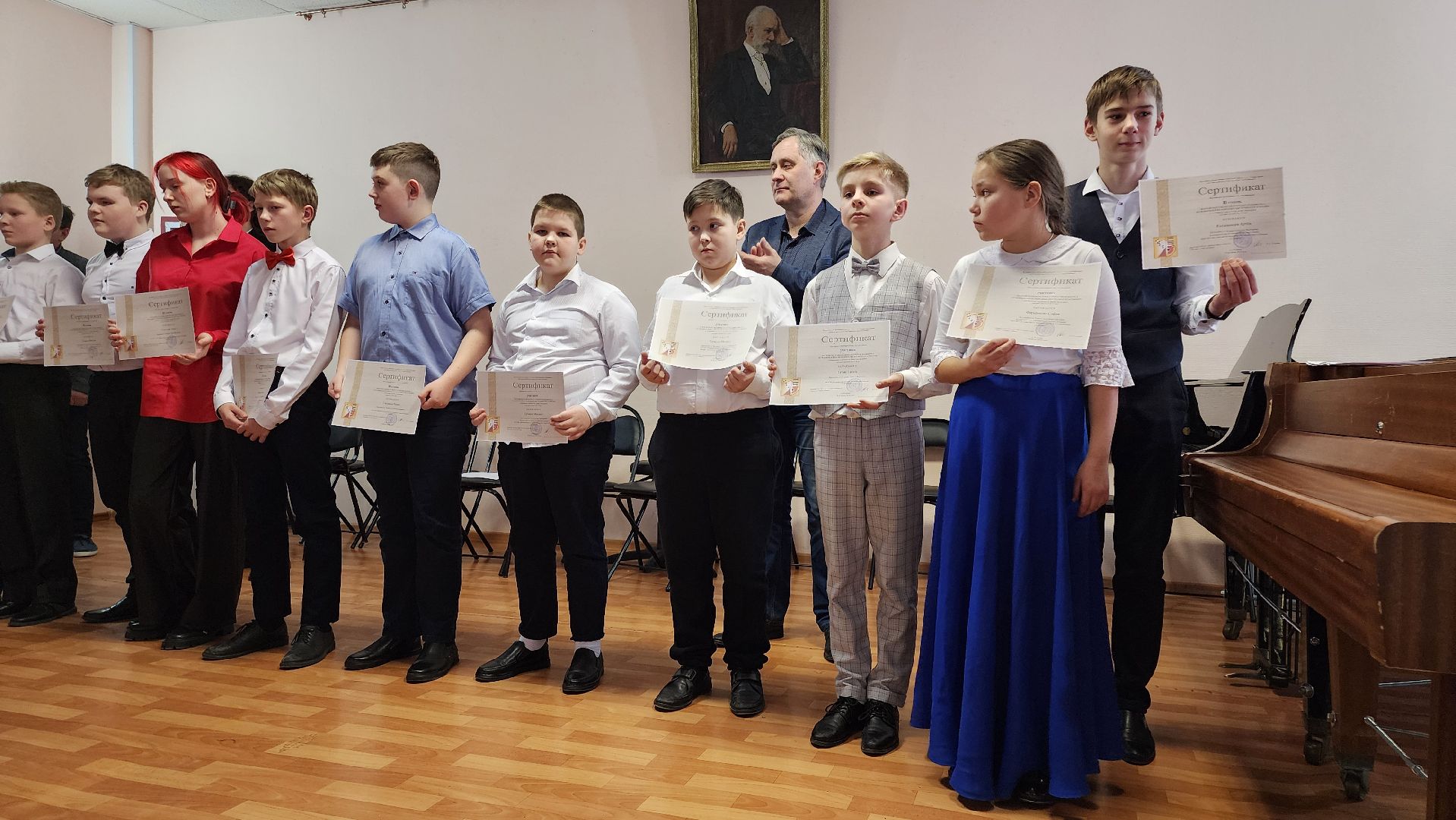 кашира, сувенир, русские народные инструменты, областной гитара, баян, домра, балалайка,