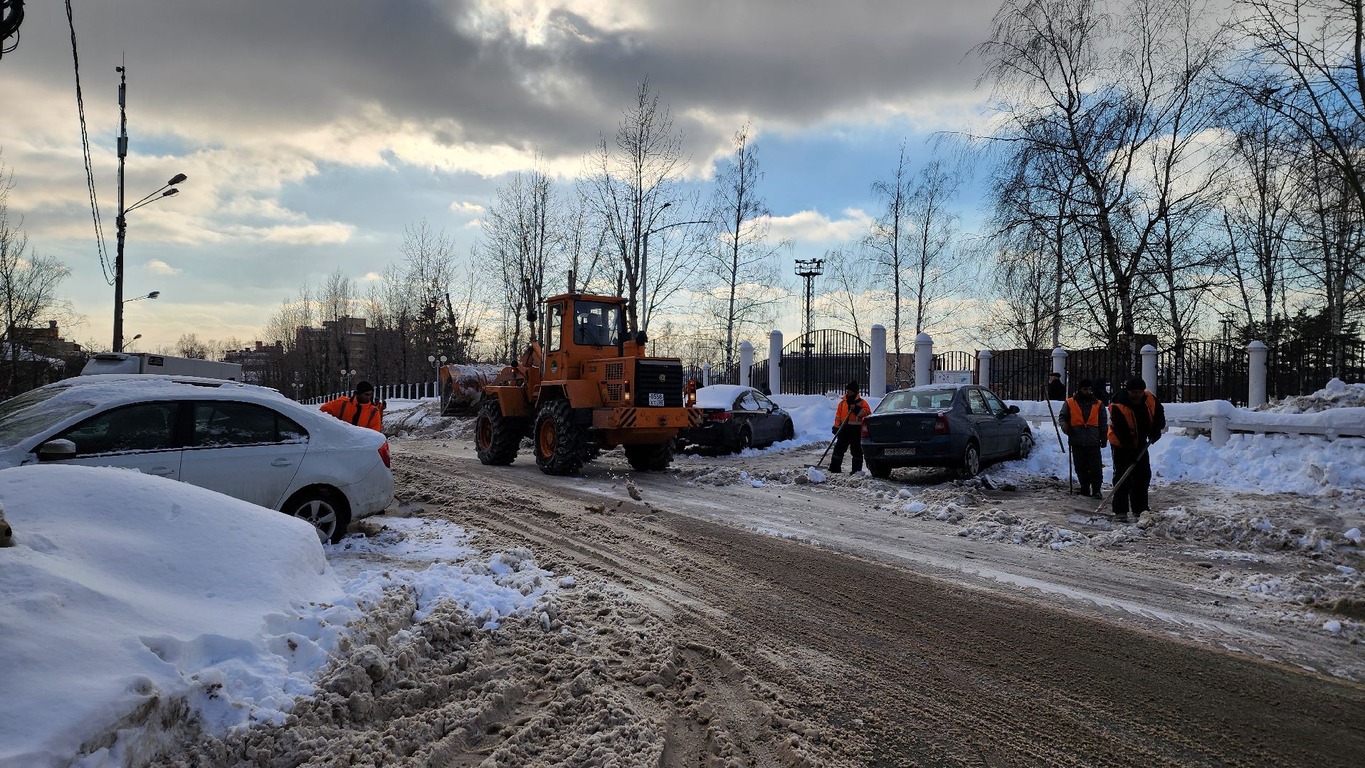 уборка улиц, очистка дорог, уборка снега и наледи,