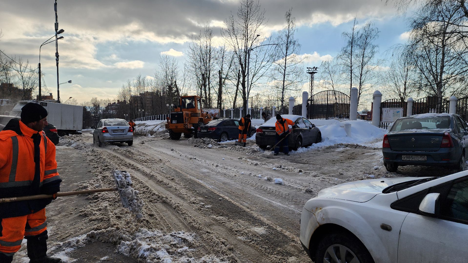 уборка улиц, очистка дорог, уборка снега и наледи,