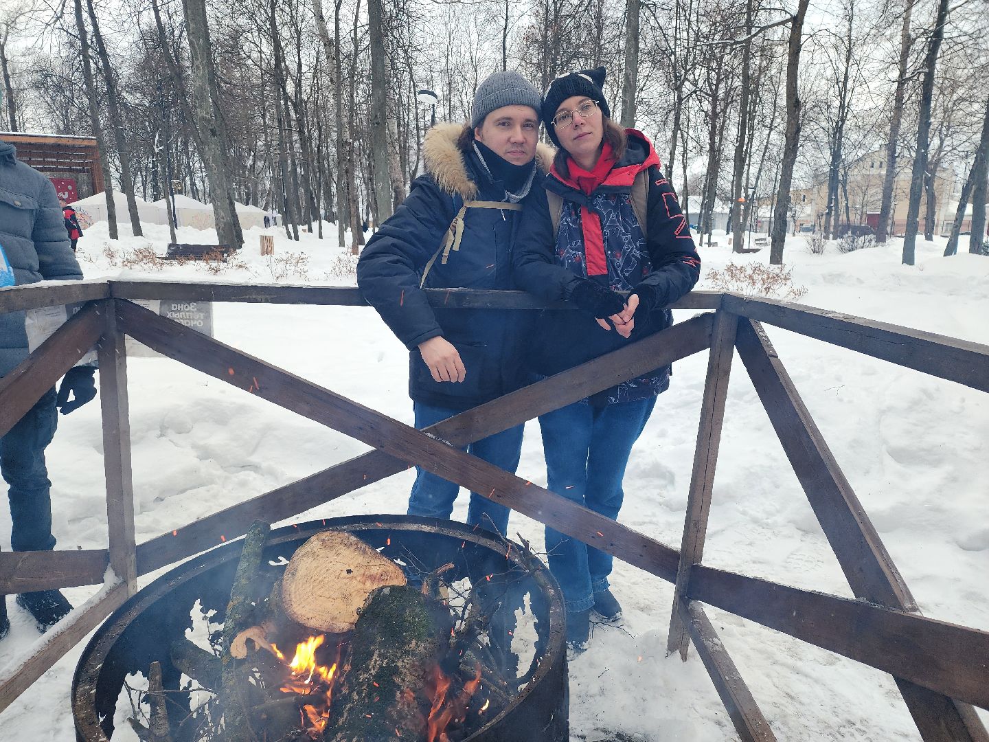 серпухов, подмосковье, очаги в парке, парк имени олега степанова, зима в подмосковье,