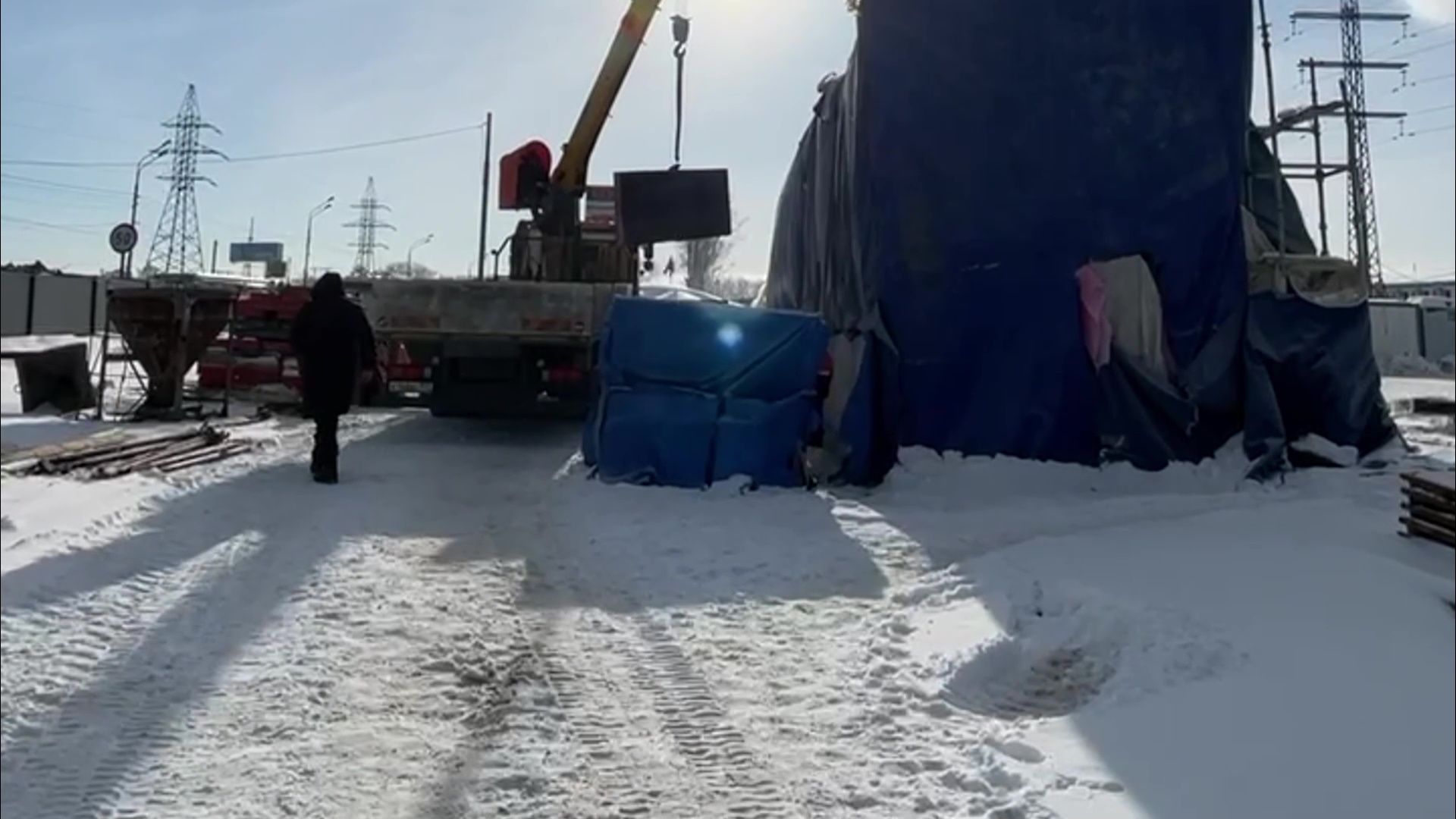 ленинский, каширское шоссе, строительство, котлован, рабочие, машины, дорога,