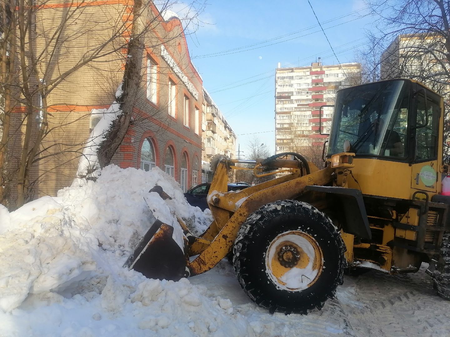 снег и наледь, уборка города,