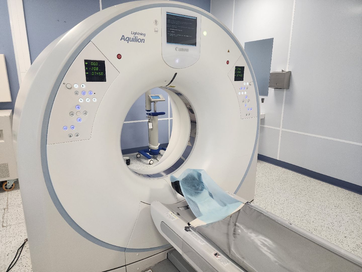 новый врач, рентгенолог,