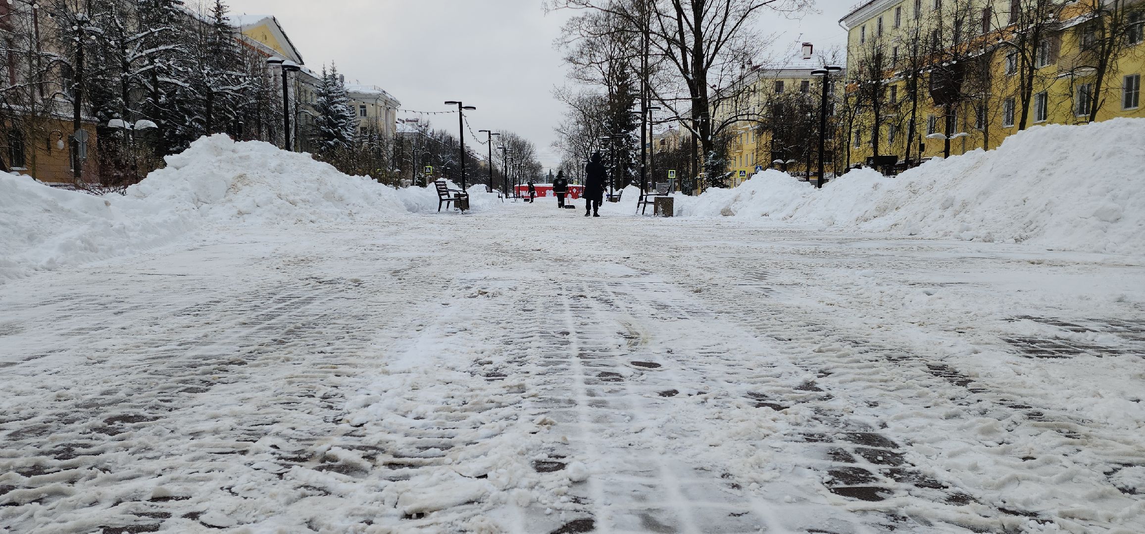 электросталь, мой город, уборка, уборка города, уборка дворов, уборка крыш, уборка льда, уборка снега, уборка снега и наледи, уборка общественных территорий, жкх, жкх подмосковья,