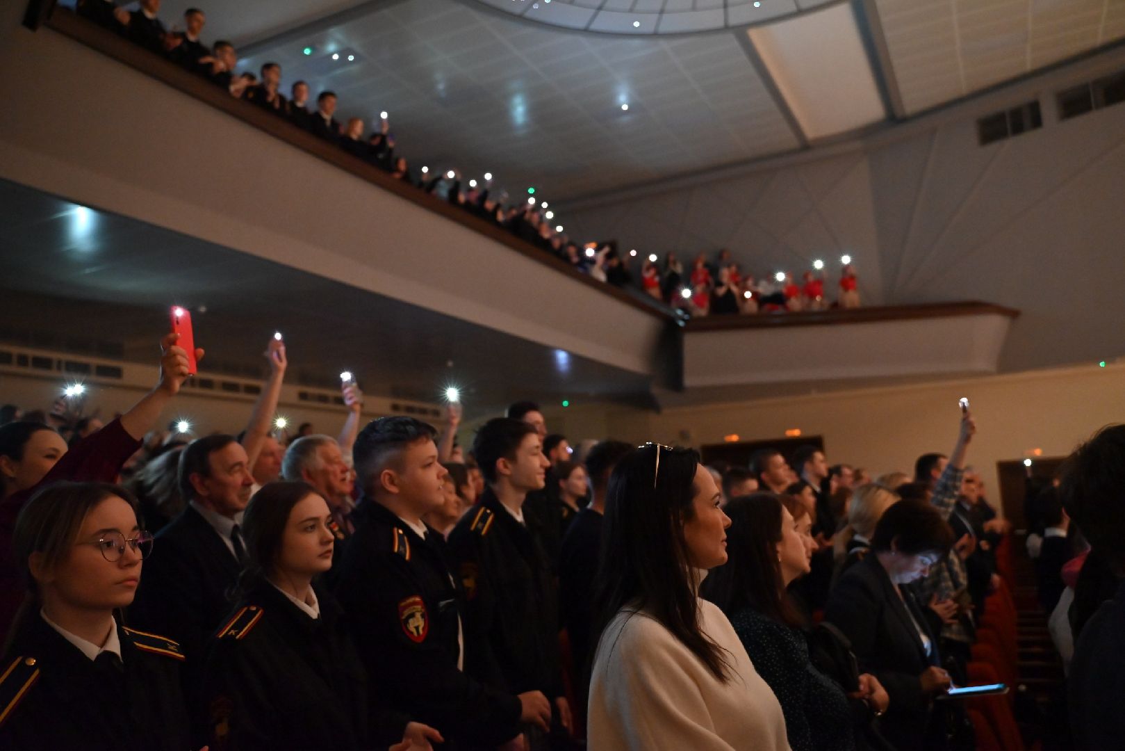 Реутов, праздник, концерт, Денис Майданов, песни, День защитника Отечества,