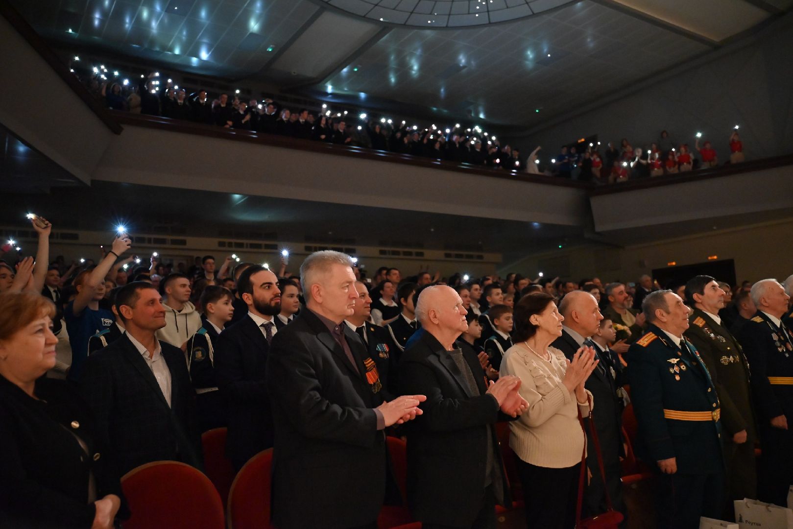 Реутов, праздник, концерт, Денис Майданов, песни, День защитника Отечества,