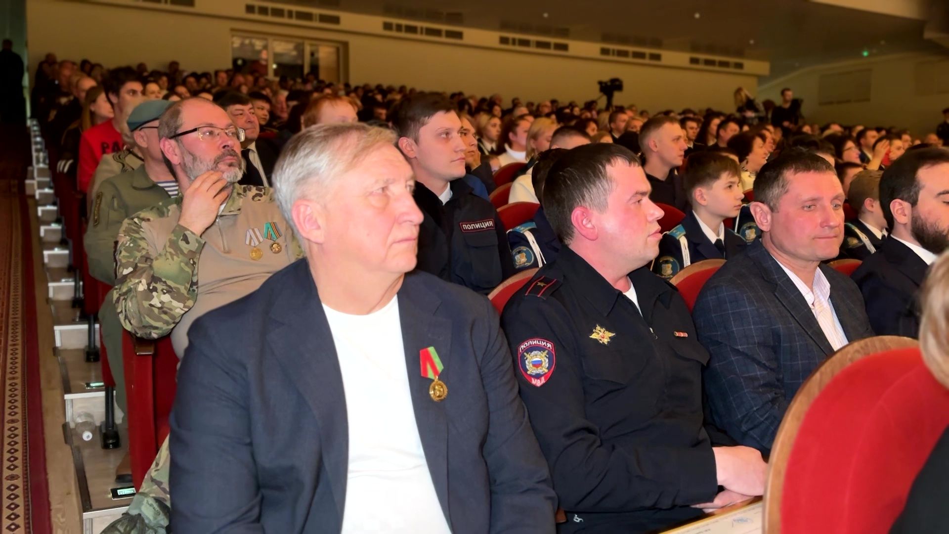 Реутов, праздник, концерт, Денис Майданов, песни, День защитника Отечества,