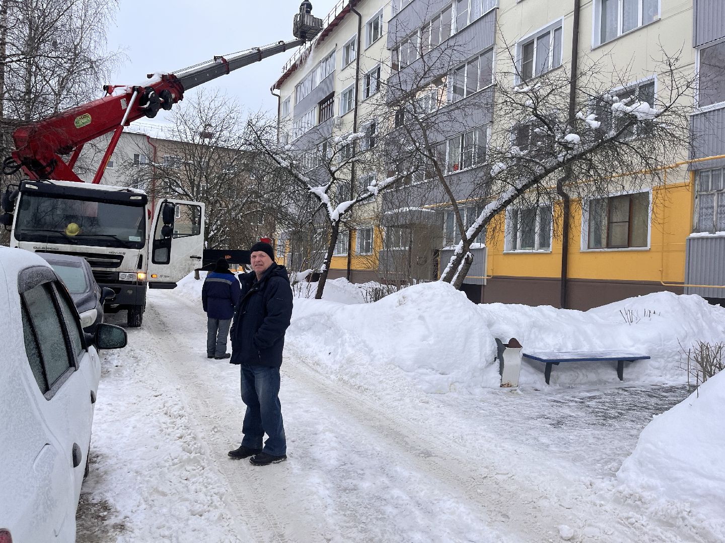 шаховская, сосульки, комунальная техника,