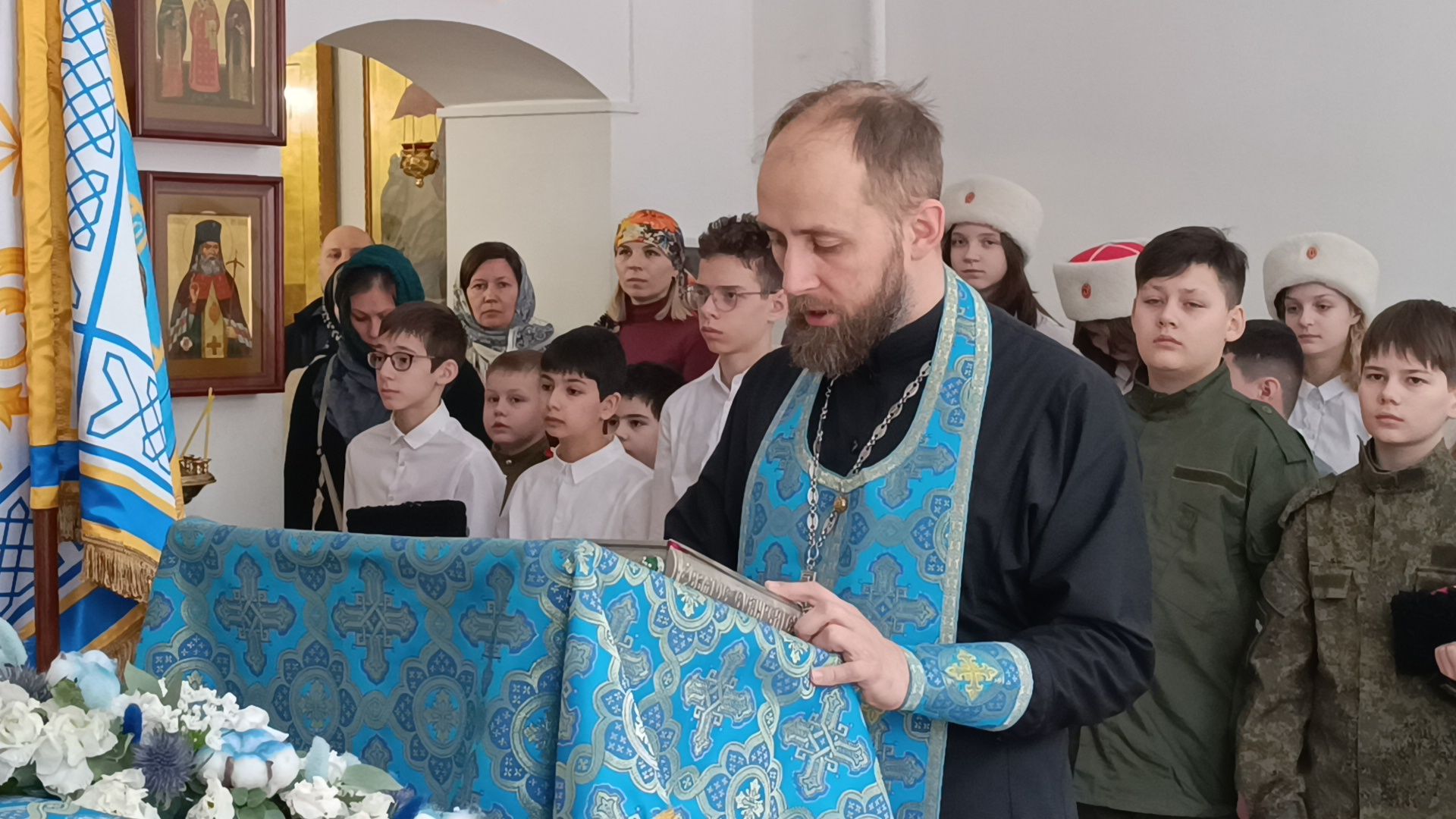 кадеты, казаки, храм,