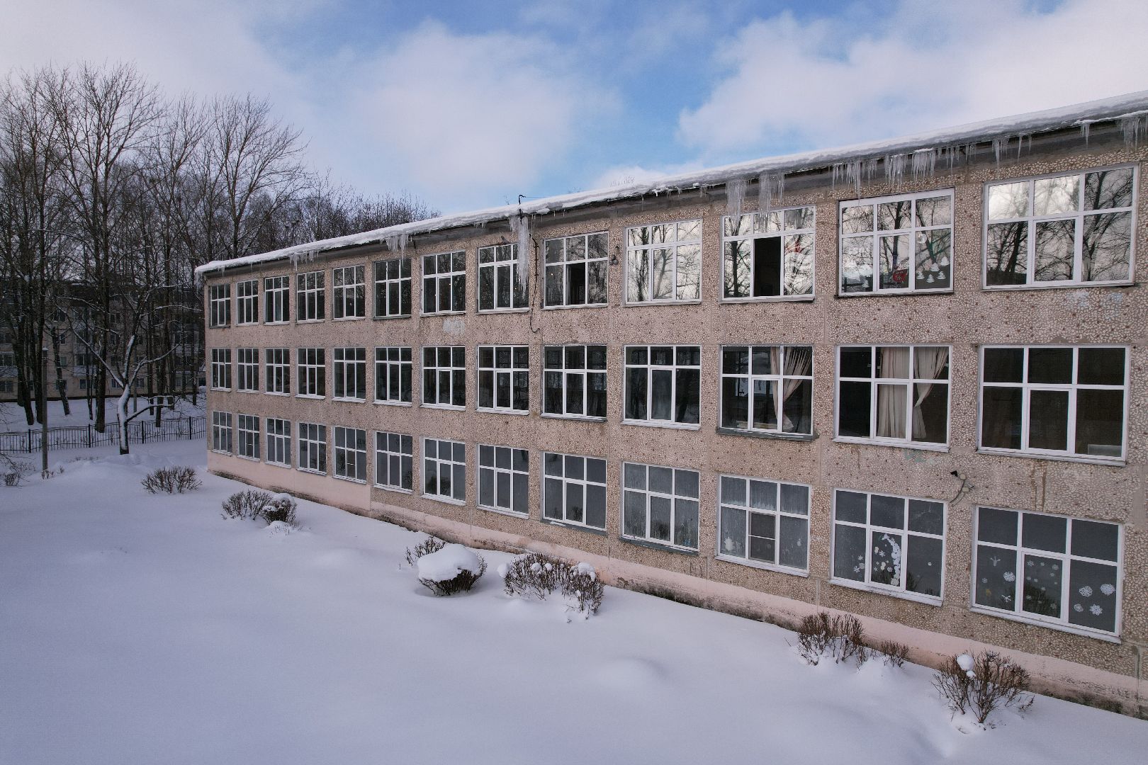 видео с коптера, школа,