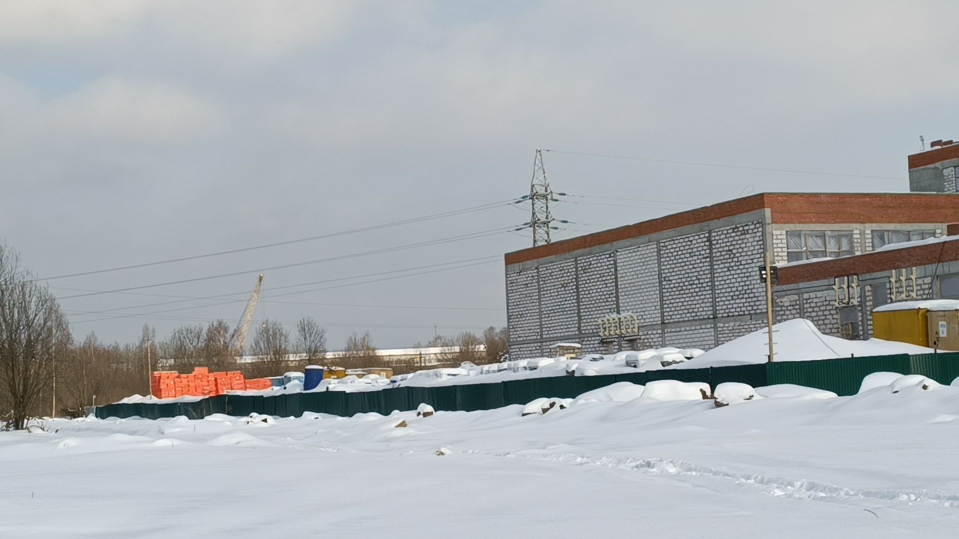 строительство, лобня, поликлиника, детский сад, школа,